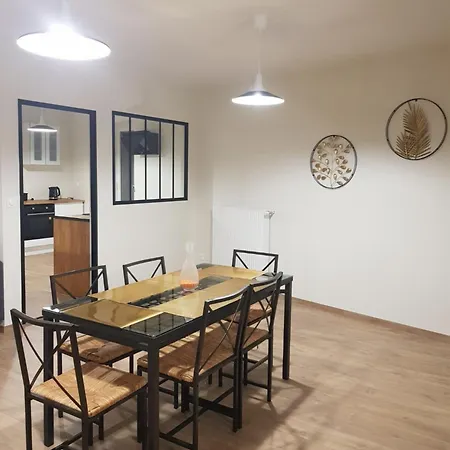 Maison En Bord De Saone. Holiday home *