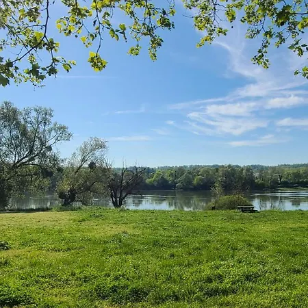 Maison En Bord De Saone. * Belleville-sur-Saone